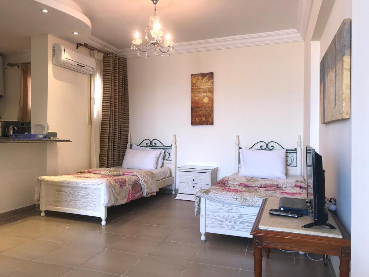 Alexander The Great Hotel Alessandria Esterno foto