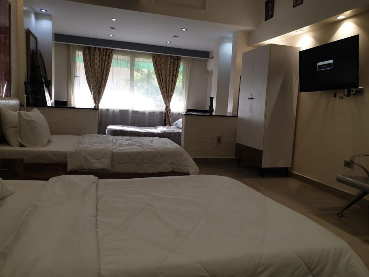 Alexander The Great Hotel Alessandria Esterno foto