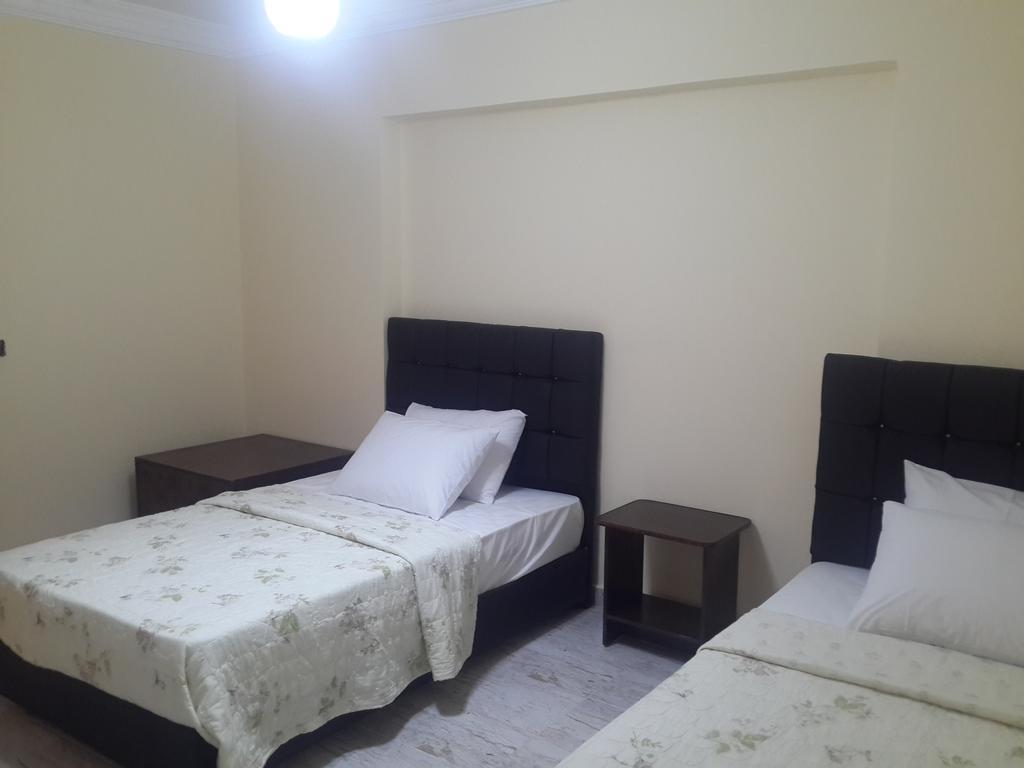 Alexander The Great Hotel Alessandria Esterno foto